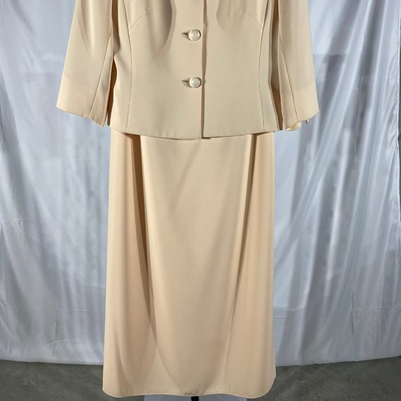 Frank Usher - Jacket and Top and Skirt - Picture 2 of 9